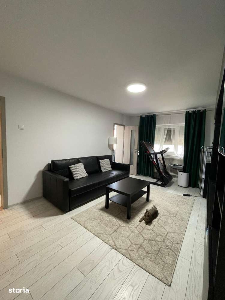 Apartament 3 camere de vanzare Canta - Imagine principală: 2/14