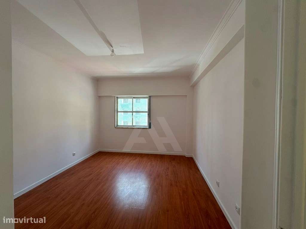 Apartamento T2-12
