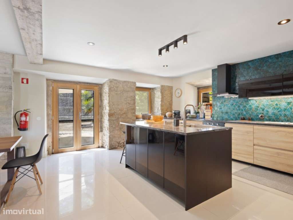 Moradia Exclusiva: Natureza, História e Praia à Porta - Grande imagem: 5/44