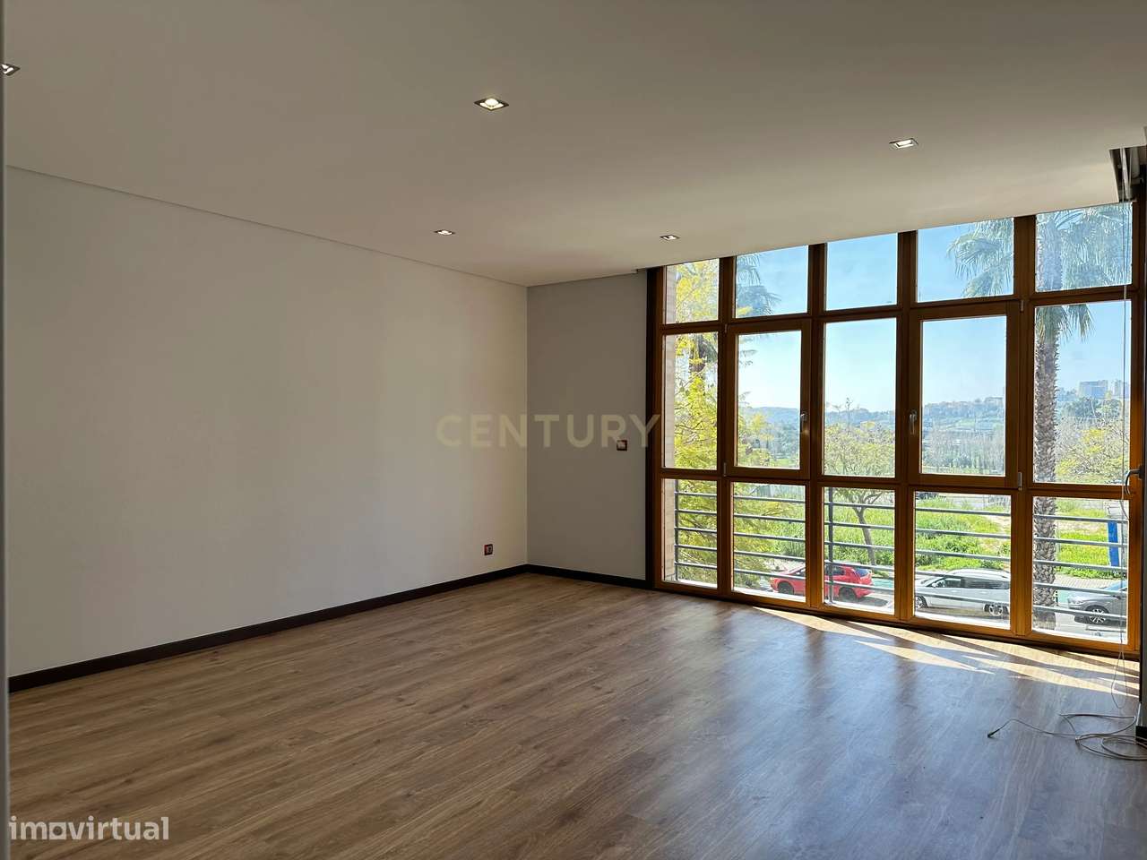 Apartamento T3 com Suite, Terraço e Box – Localização excelente - Infa - Grande imagem: 3/23