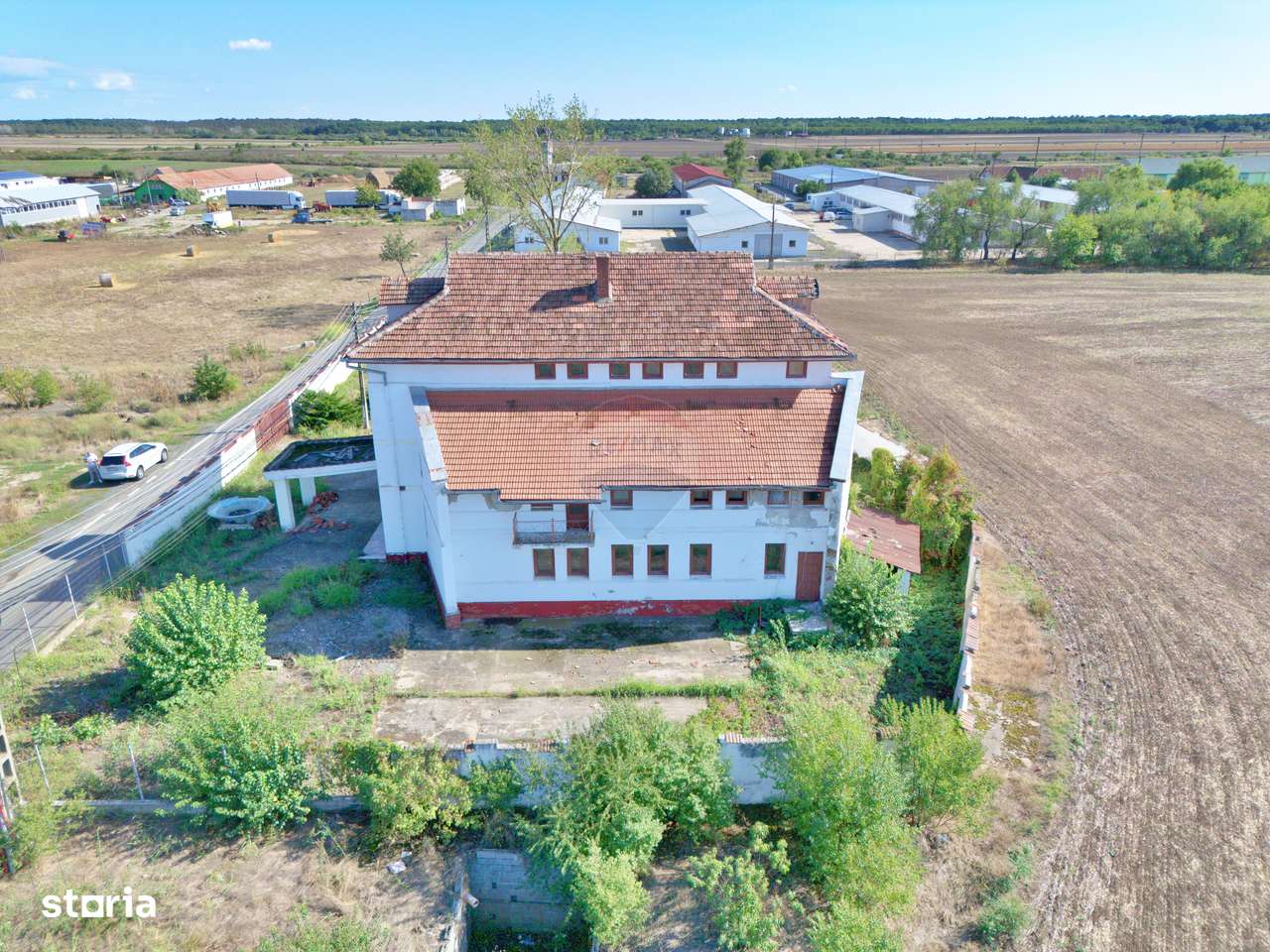 De vânzare pensiunea "Casa Albă" Pecica/Arad. - Imagine principală: 4/16