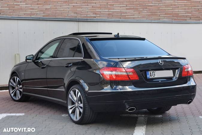 Mercedes-Benz E 350 CDI DPF BlueEFFICIENCY 7G-TRONIC Elegance - 11