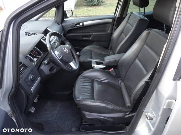 Opel Zafira 2.0 Turbo Sport - 20