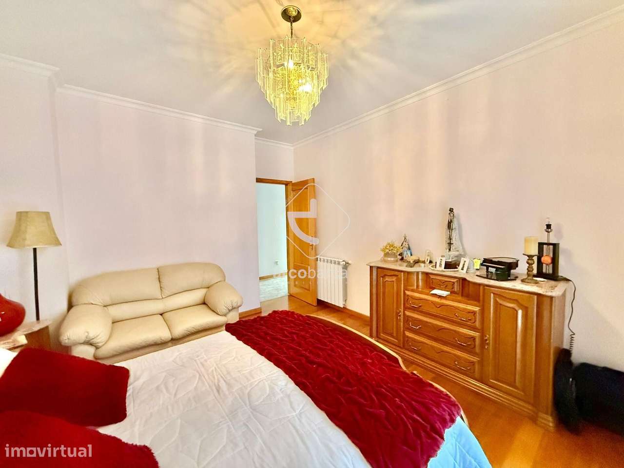 Moradia T4 com piscina - Arcos de Valdevez-21