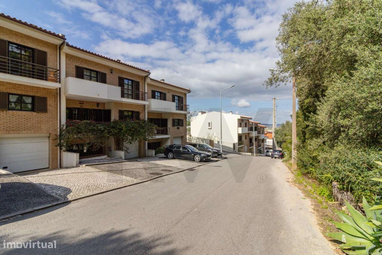 T4 Moradia Espaçosa  em Castanheira do Ribatejo - Grande imagem: 4/44