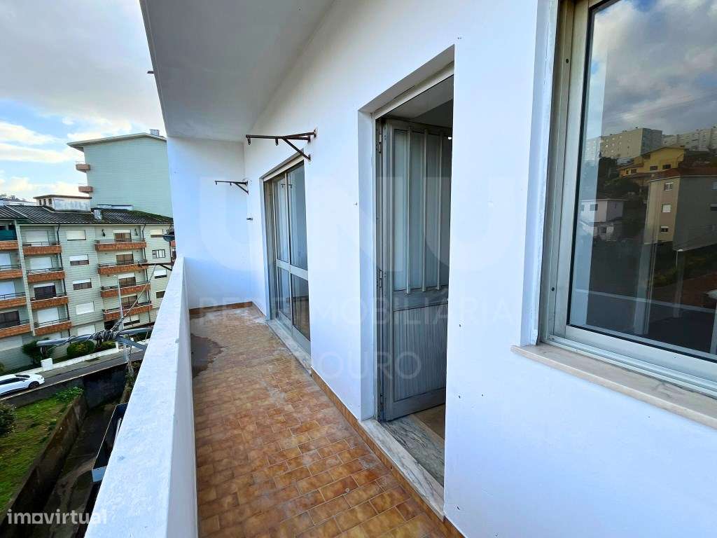 APARTAMENTO T3 RENOVADO | FÂNZERES, GONDOMAR-9