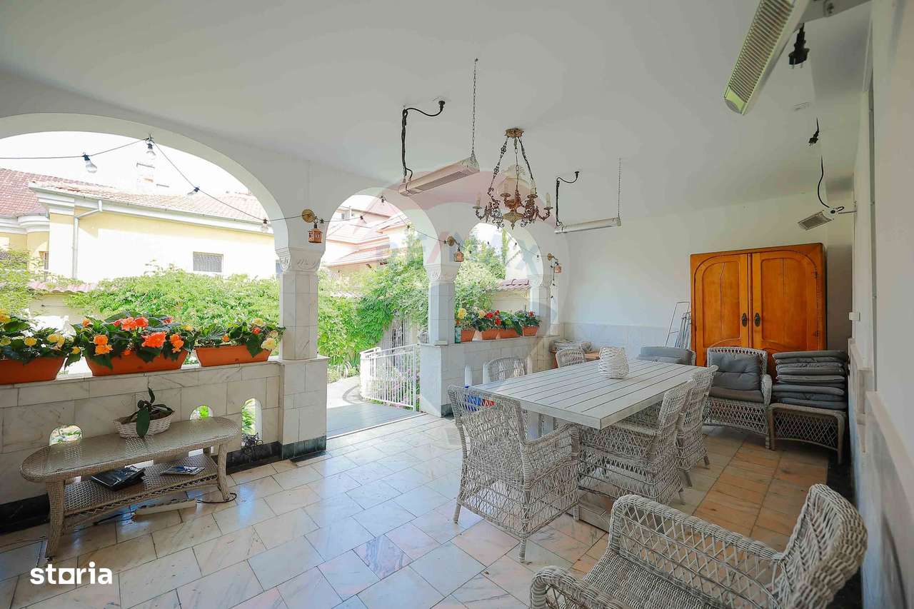 Casă cu 4 camere de închiriat în zona Ultracentrală - Imagine principală: 4/18