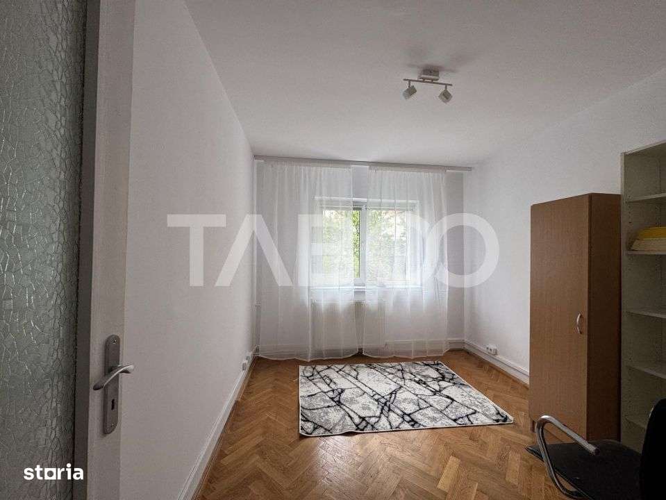 Apartament 3 camere decomandate cu 2 bai cu balcon zona Piata Zorilor - Imagine principală: 5/14