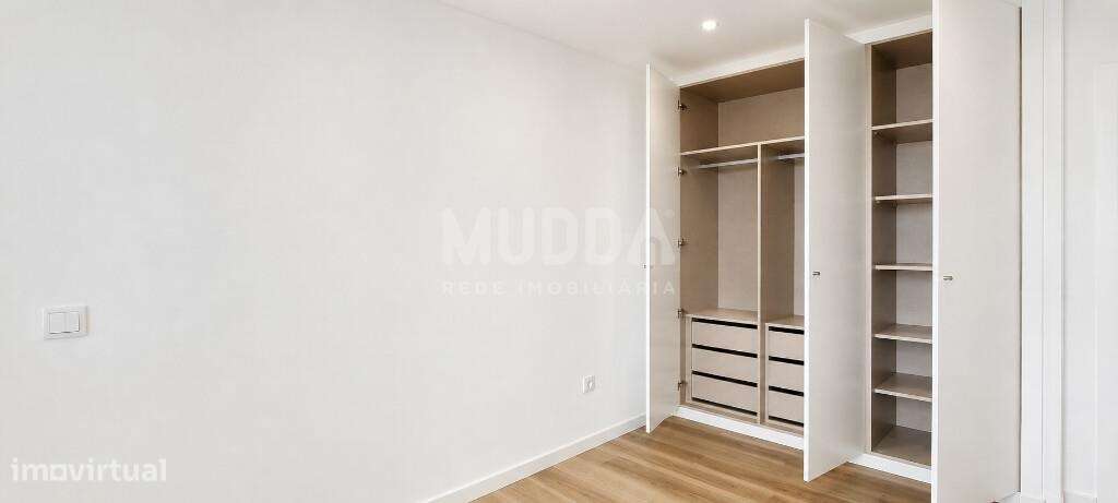 Apartamento T2+1 totalmente renovado na pitoresca vila da Nazaré-15