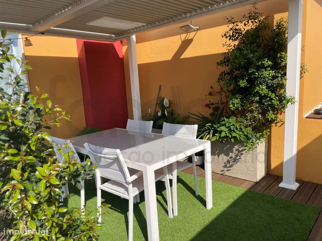 Penthouse Exclusiva com Terraço Panorâmico - Setúbal-4