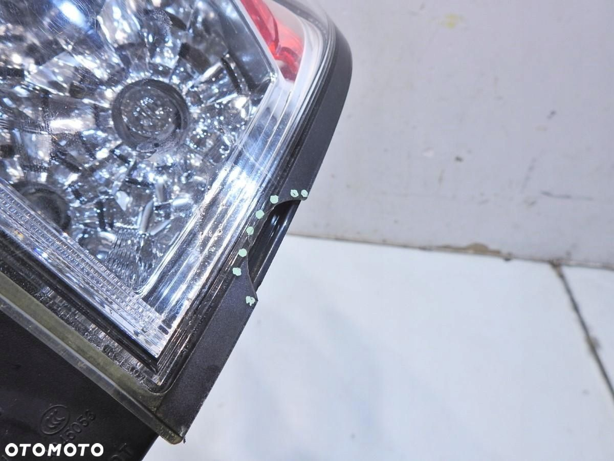 LAMPA PRAWA TYLNA TYŁ SUBARU FORESTER III 220-20046 220-20048 - 3