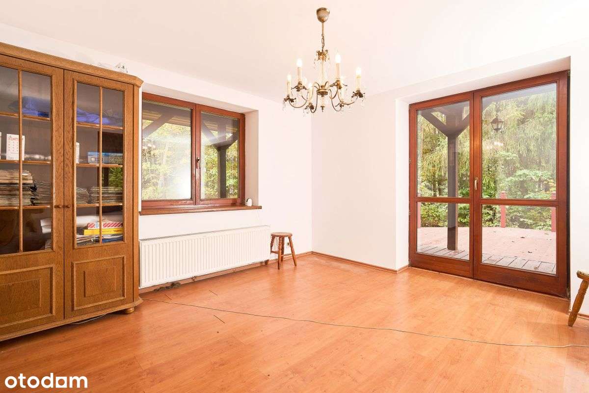 Dom jednorodzinny 202m, 6 pokoi z dużym tarasem.-2