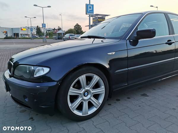 BMW Seria 3 320i - 13