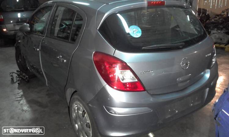 opel corsa D 1.3 cdti para peças - 4