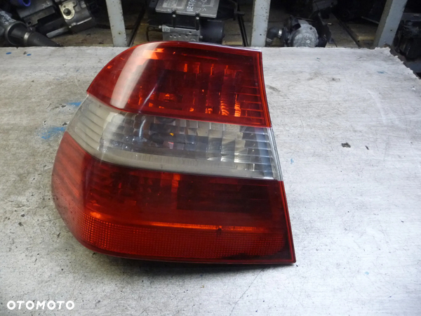 BMW E46 LIFT SEDAN LAMPA LEWY TYŁ TYLNA LEWA - 10