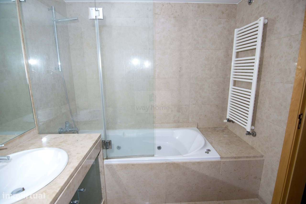 Apartamento T3 | Condomínio Privado Páteo Sá Miranda | Alto de Sto. Am-14