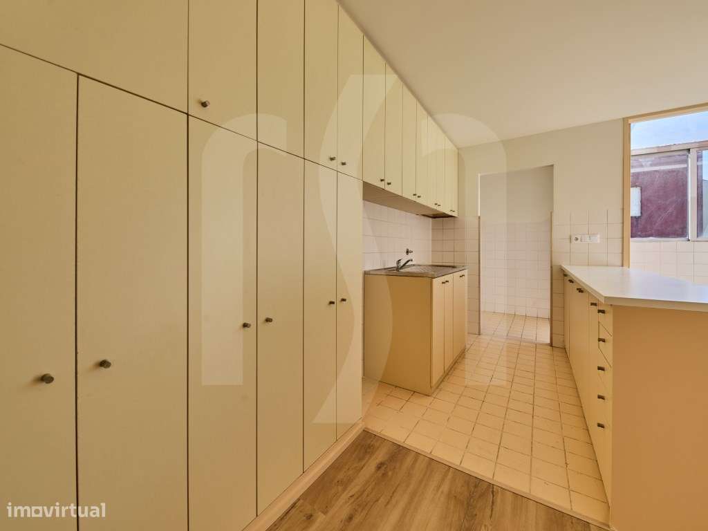 Arrendamento apartamento T5 Duplex | Porto-3
