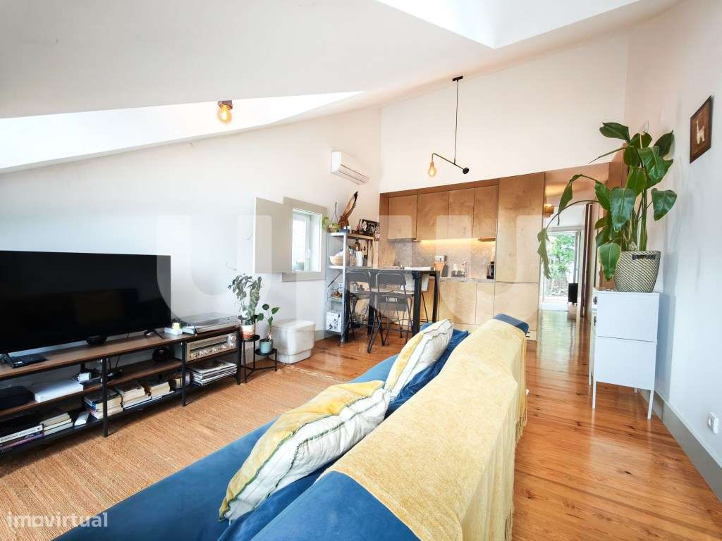 Apartamento T1 na Graça com 2 terraços-6