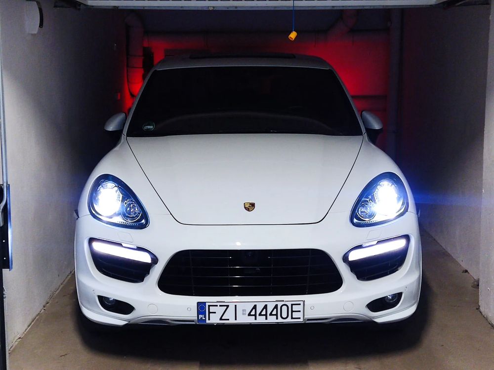 Porsche Cayenne II 2012