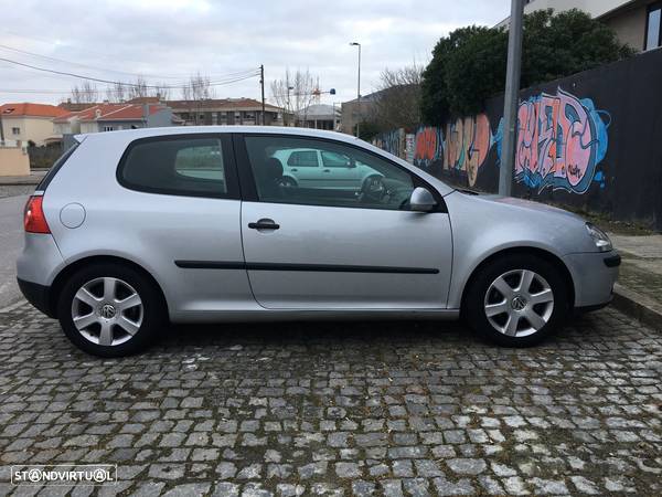 VW Golf 1.9 TDi Confortline - 4