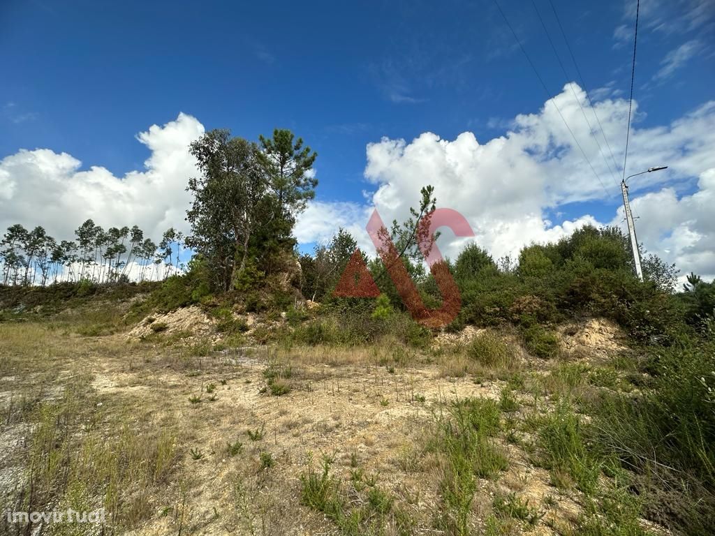 Terreno com 3670m2 em Sande São Lourenço, Guimarães