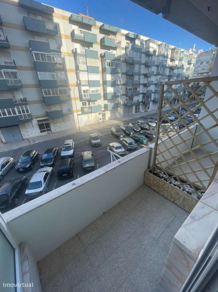 Quarto - localizado em Lumiar Lisbon - Grande imagem: 4/10