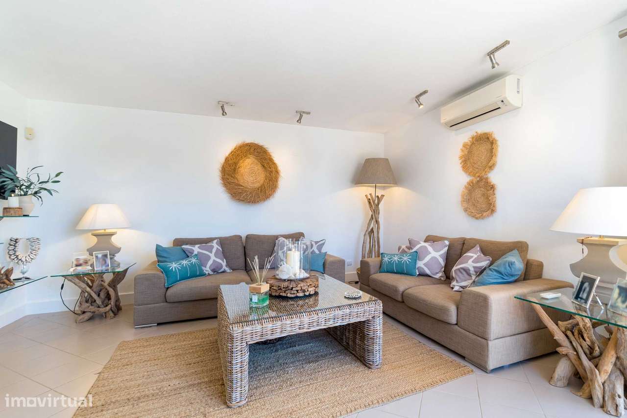 Casa elegante de 2 quartos com piscina, perto de Guia-15