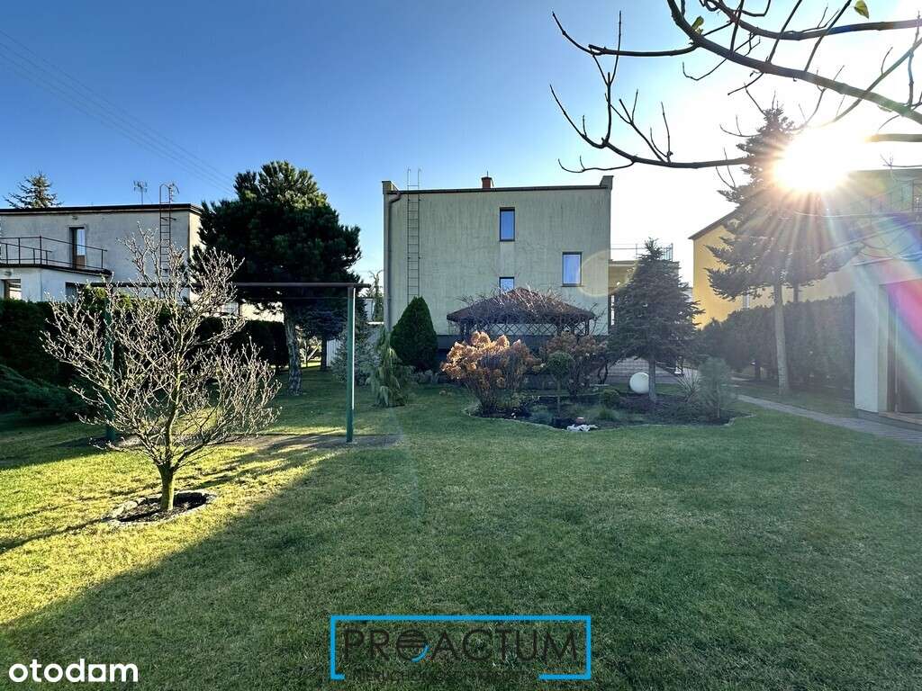 Dom - z dodatkową powierzchnią pod działalność-5