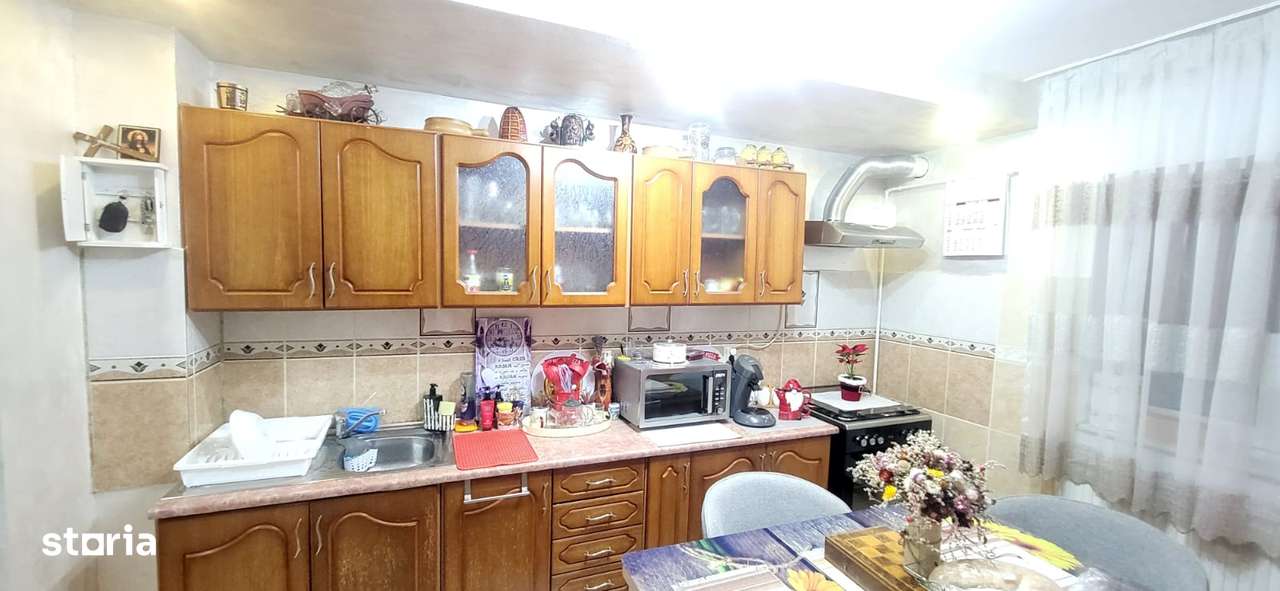 Apartament 3 camere,parter – Zona Piața Centrala-11