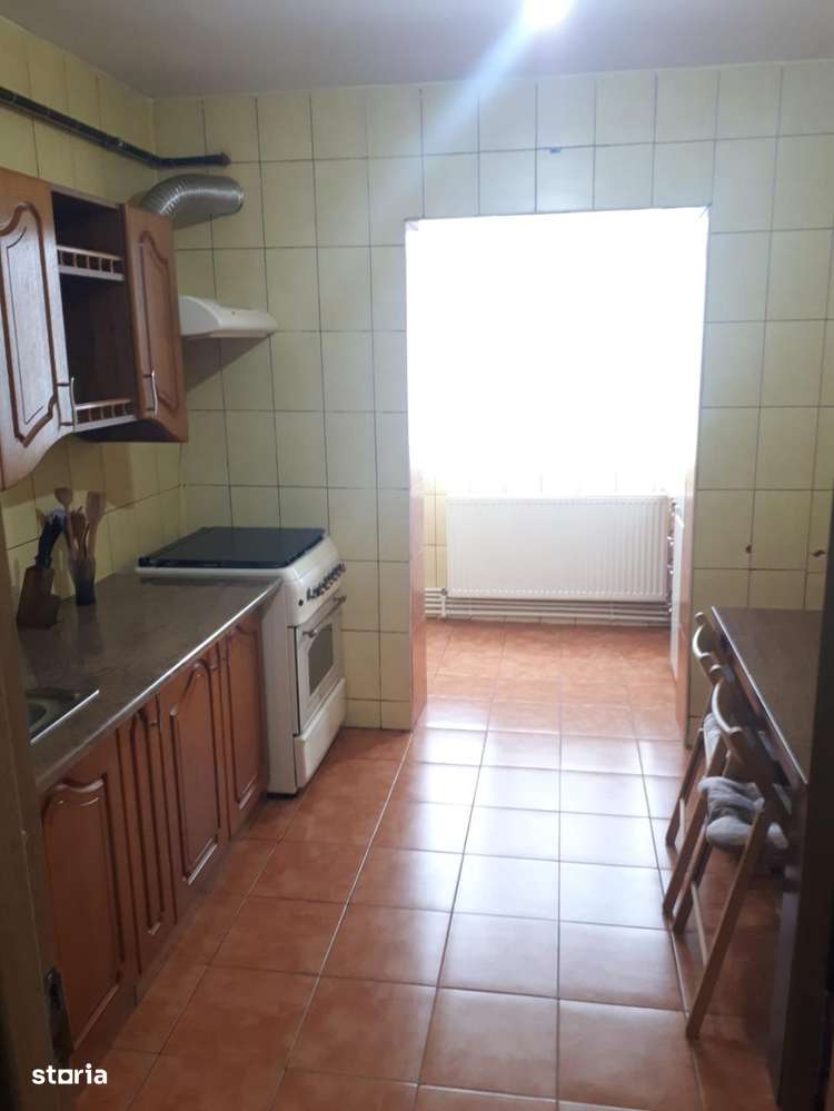 Apartament 2 camere Micro20 et4/5 ,centrala ,Mobilat si Utilat - Imagine principală: 4/8