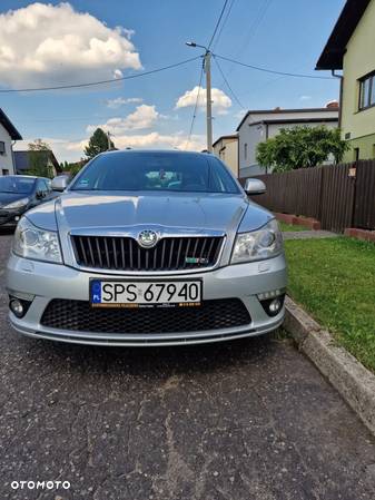 Skoda Octavia Combi 2.0 TDI DPF DSG RS - 1