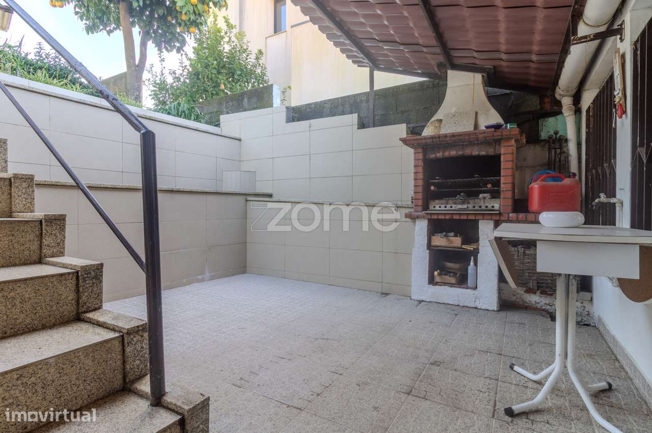 Moradia Isolada T3 com Terreno - Foz do Sousa-30