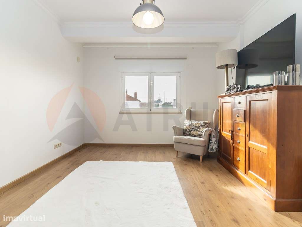 Exclusiva Moradia T6 com Quintinha, Piscina e Elevado Potencial de ...-51