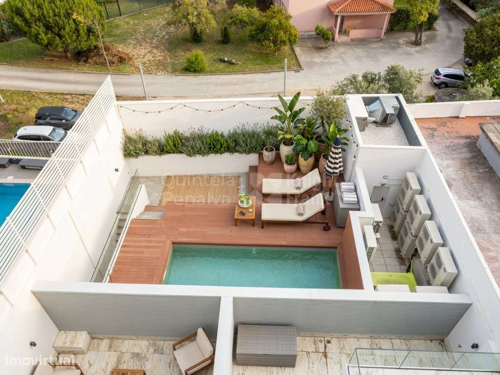 Apartamento T2 com estacionamento à venda nas Avenidas Novas-15