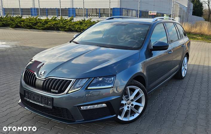 Skoda Octavia Combi 2.0 TDI RS - 4