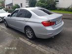 BMW Seria 3 318d Sport Line - 10