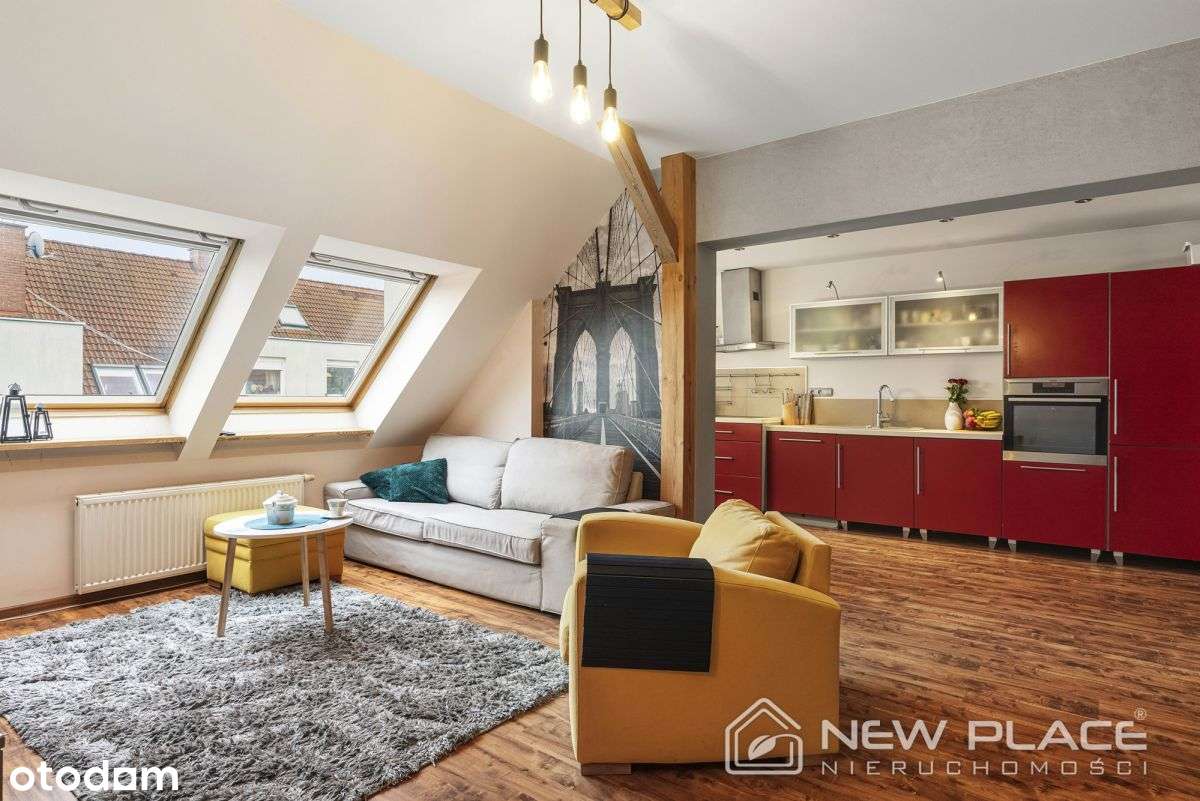 Dwupoziomowy 3 pokojowy apartament z klimatyzacją-13