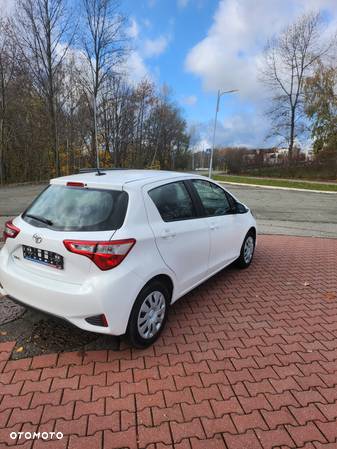 Toyota Yaris 1.5 Premium - 2