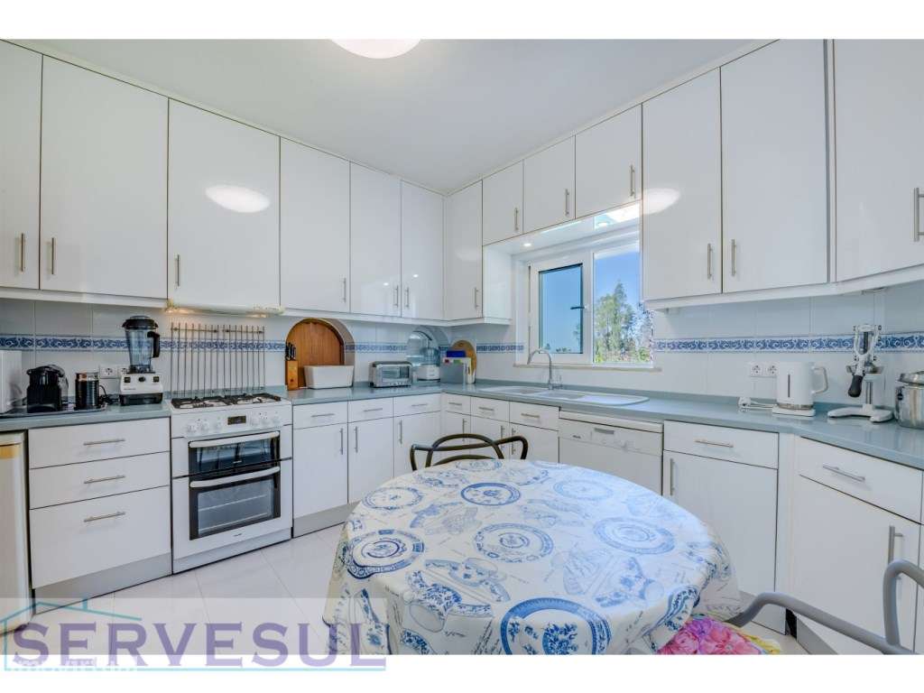 Moradia Deslumbrante de 2 andares com 274 m², composta por 4 quarto...-19