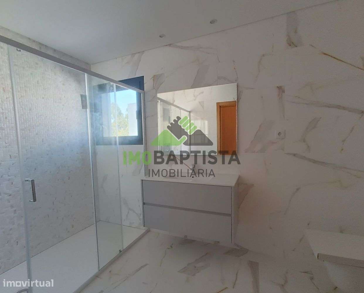 Moradia V3 Nova em Lobão-13