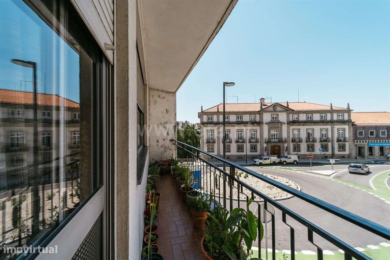 Prédio / Seia, Seia, São Romão e Lapa dos Dinheiros - Grande imagem: 4/17