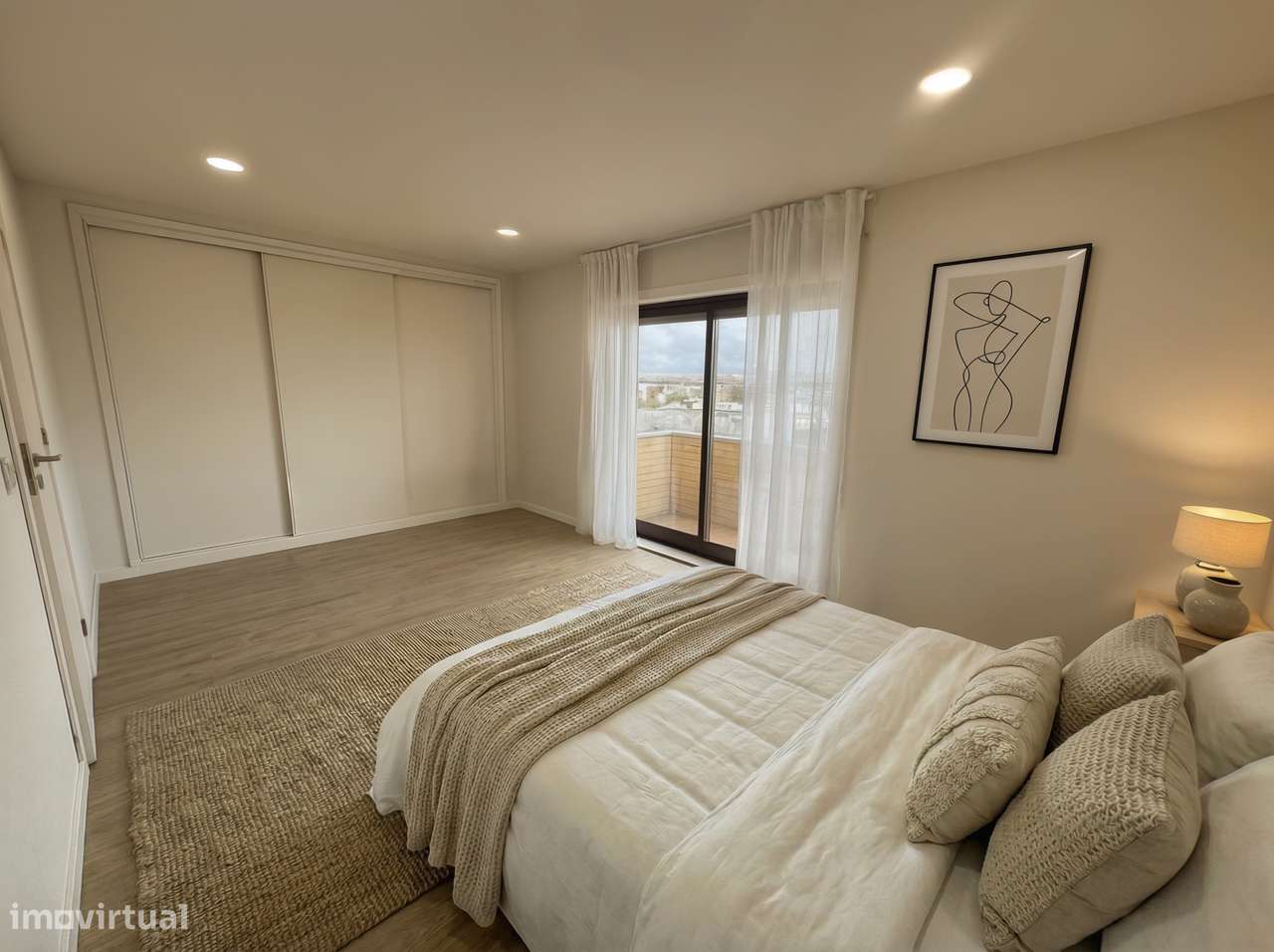 Apartamento T1 Remodelado com Terraço e Sótão com entrada independente - Grande imagem: 5/6