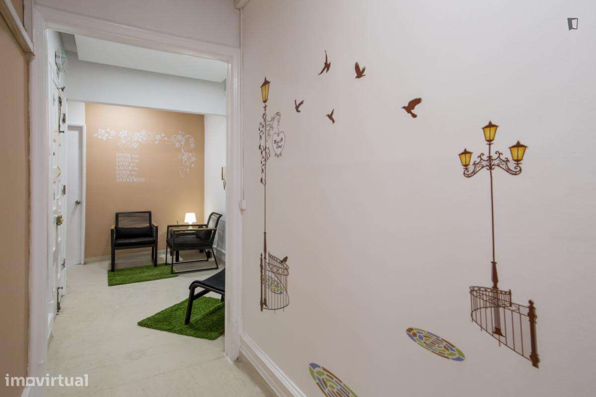 Quarto - localizado em Saldanha Lisbon - Grande imagem: 4/7