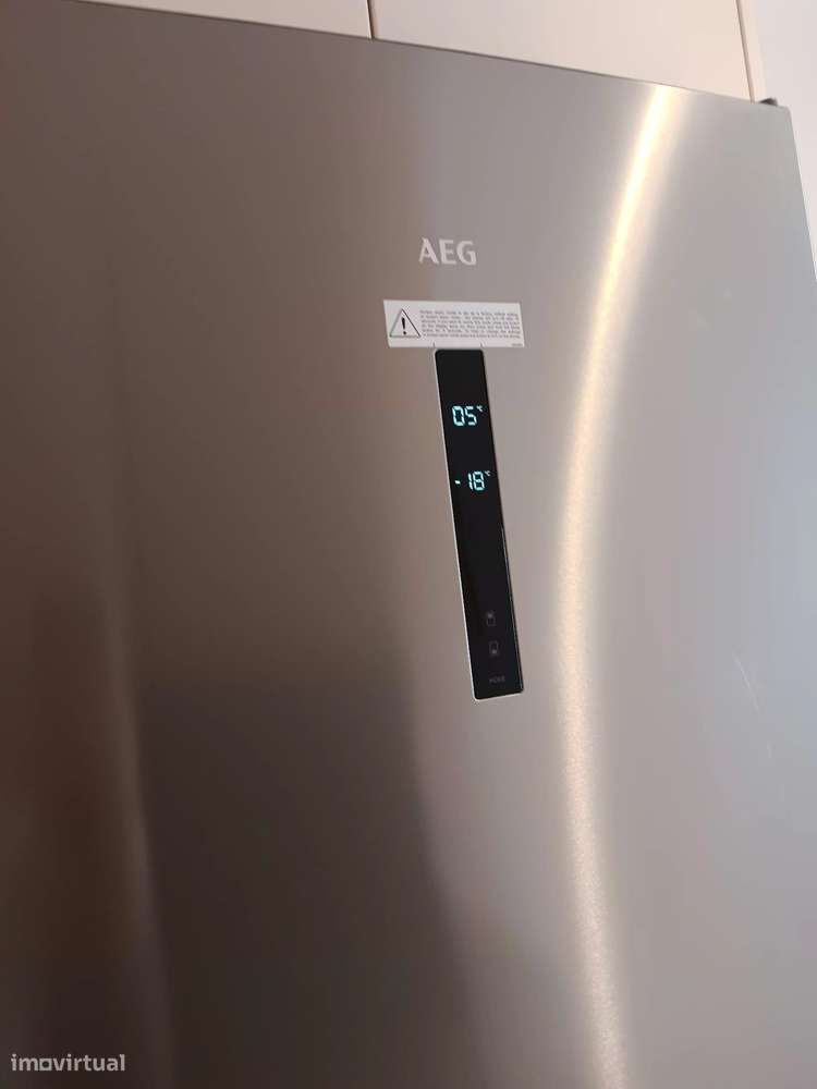 Fantástico Apartamento T4 , com acabamentos de luxo .-27