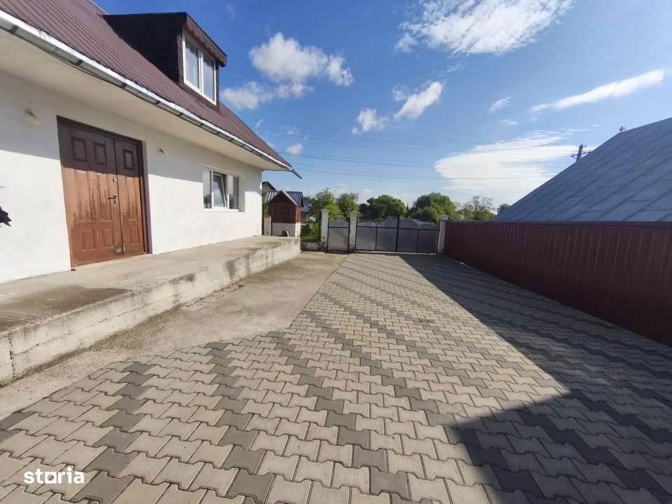 Casa 4 camere, 6000mp teren, zona centrala, Negostina, Siret - Imagine principală: 4/17