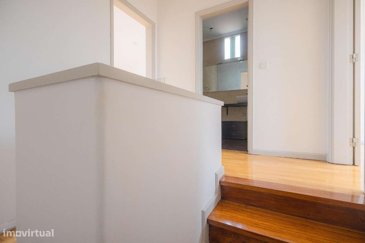 Apartamento T3 duplex- Centro de Matosinhos-10