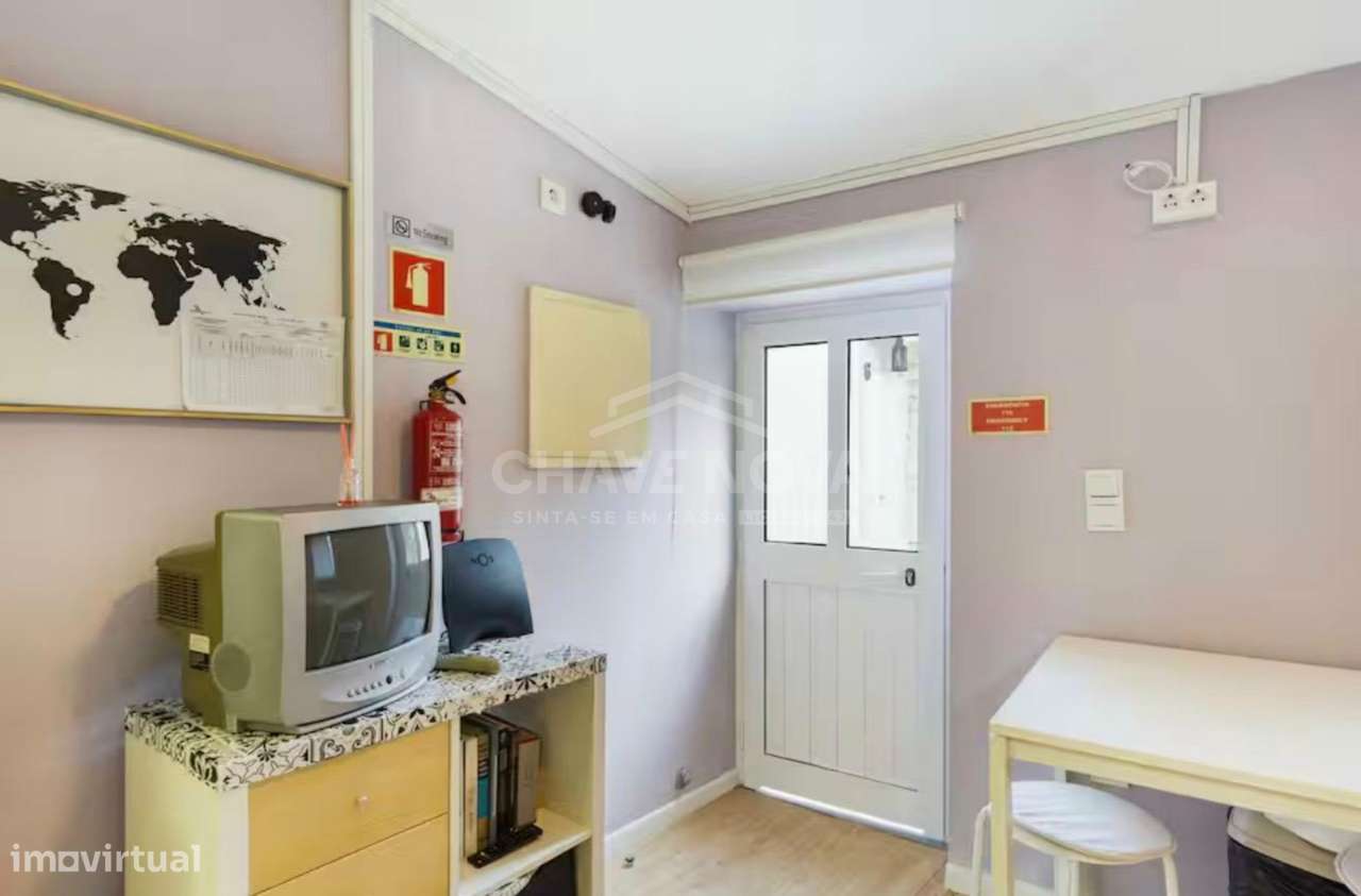 Moradia T1 típica com licença A.L em campanha Porto-7