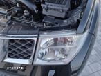 Nissan Pathfinder 2.5 D SE - 17