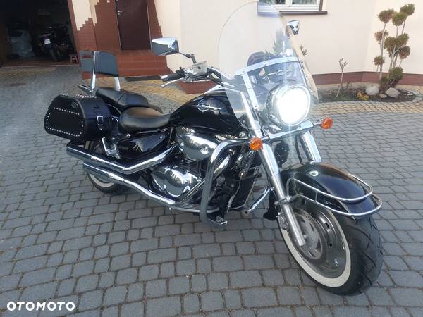 Suzuki Intruder - 4