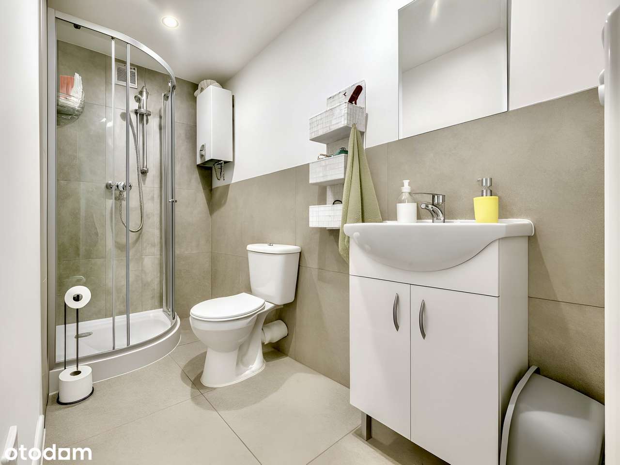 Funkcjonalne mieszkanie z balkonem w centrum-3